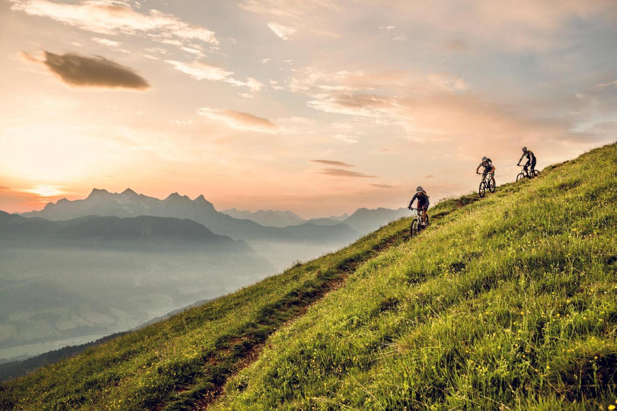 Cooee Alpin Hotel Kitzbueheler Alpen Санкт-Йоганн Экстерьер фото