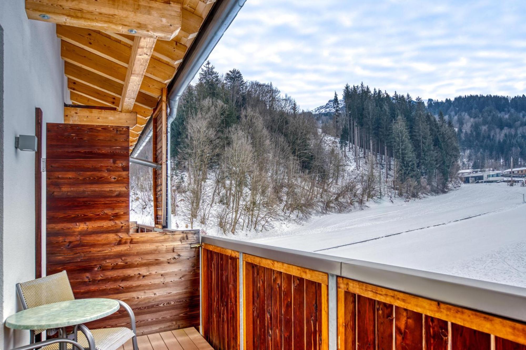 Cooee Alpin Hotel Kitzbueheler Alpen Санкт-Йоганн Экстерьер фото